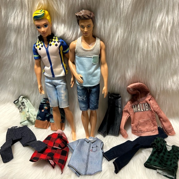 Barbie Other - Barbie Dolls Bundle with Outfits